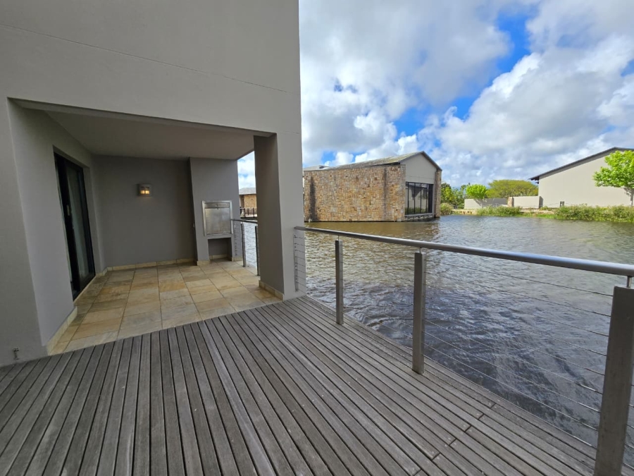 2 Bedroom Property for Sale in Oubaai Western Cape